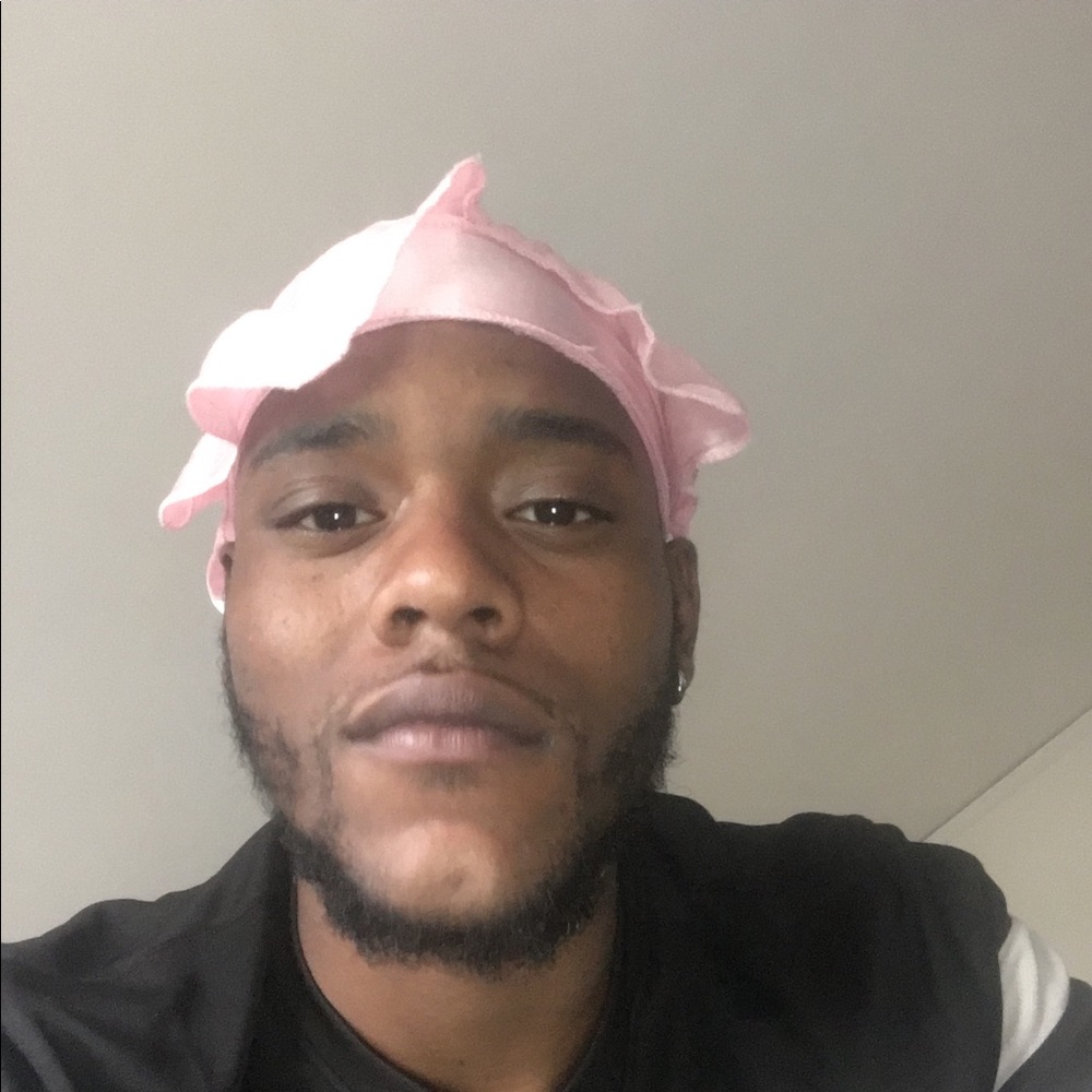 Meet your Posher, Christopher